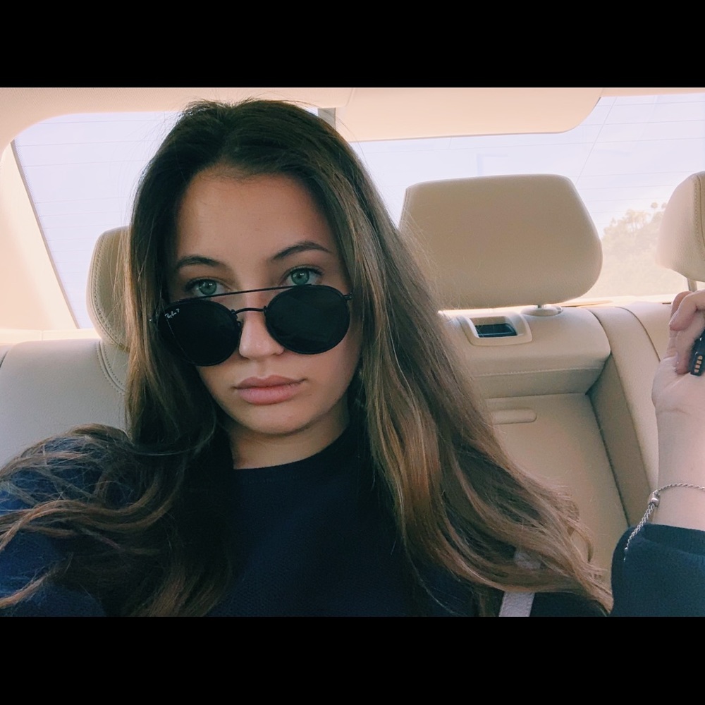 Meet your Posher, Anastasiia